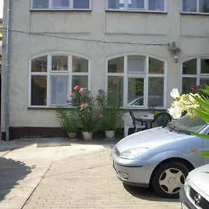 3* Guest house Garden Szivarvany Utcai Vendeghaz